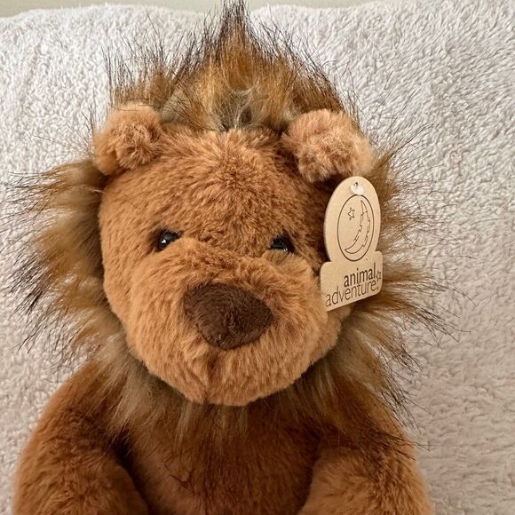 NWT Animal Adventure Lion Holding Heart 16” Stuffed Animal Plush - Picture 4 of 8
